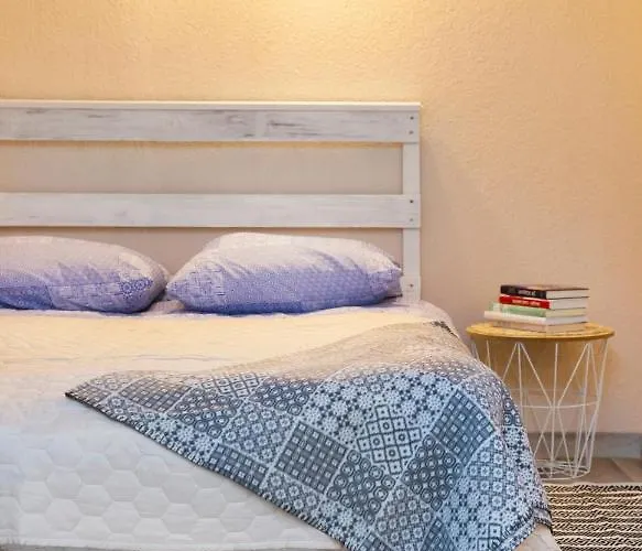 In Garage With Free Parking *